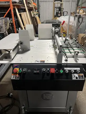 USED KIRK-RUDY 224DM 29” WIDE SHUTTLE FEEDER