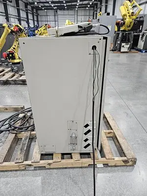 USED 2005 YASKAWA MOTOMAN HP50-20