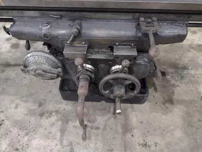 #3 X 15 HP KEARNEY & TRECKER K&T VERTICAL MILL: YOBRO #23771