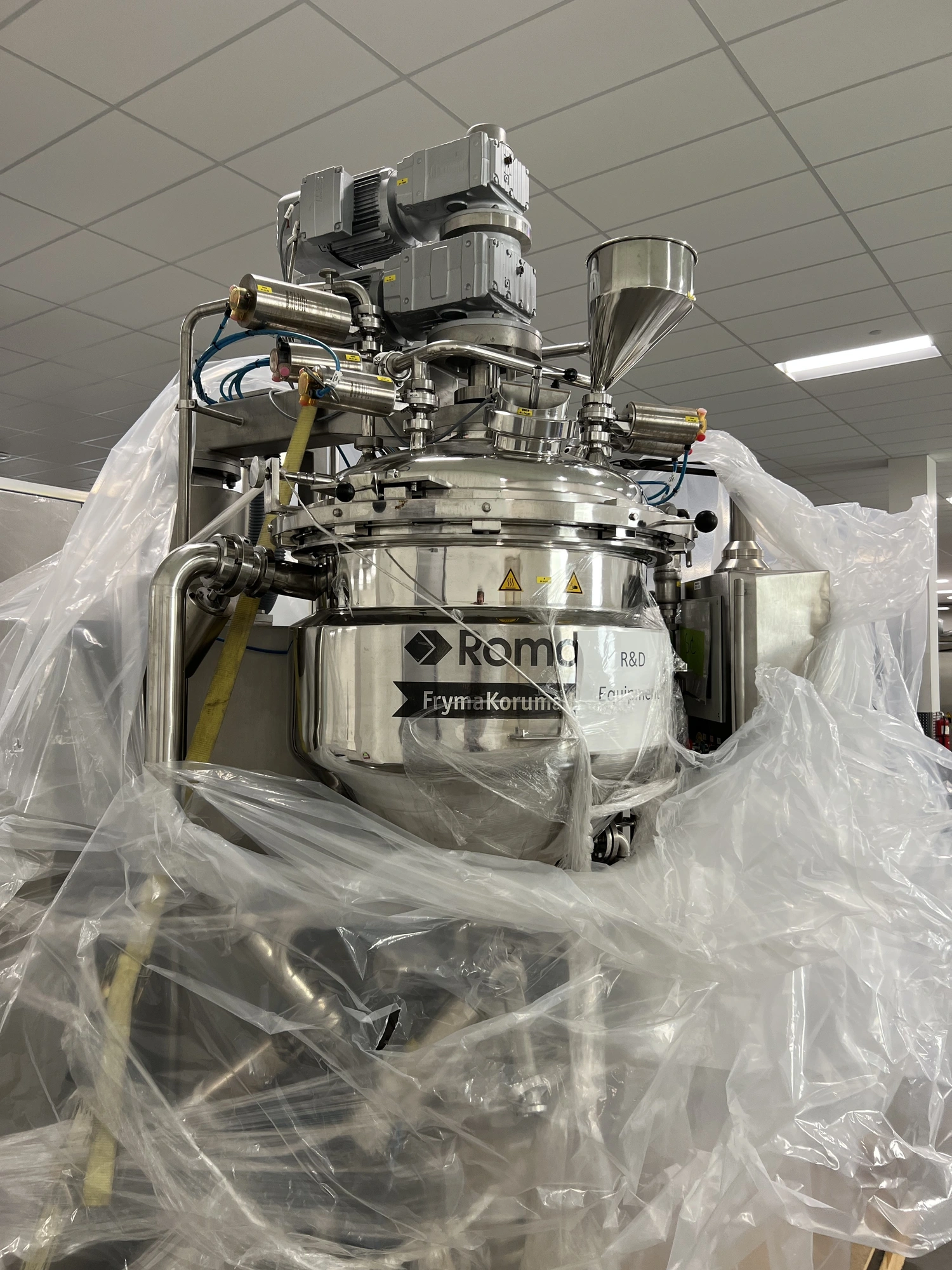USED 2008 Romaco Frymakoruma Dinex 200