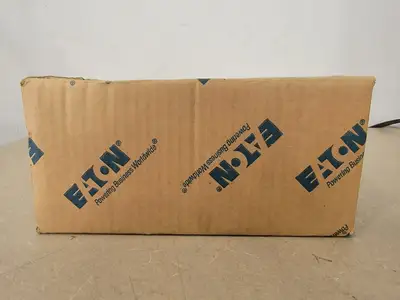 NEW CROUSE-HINDS UNF605