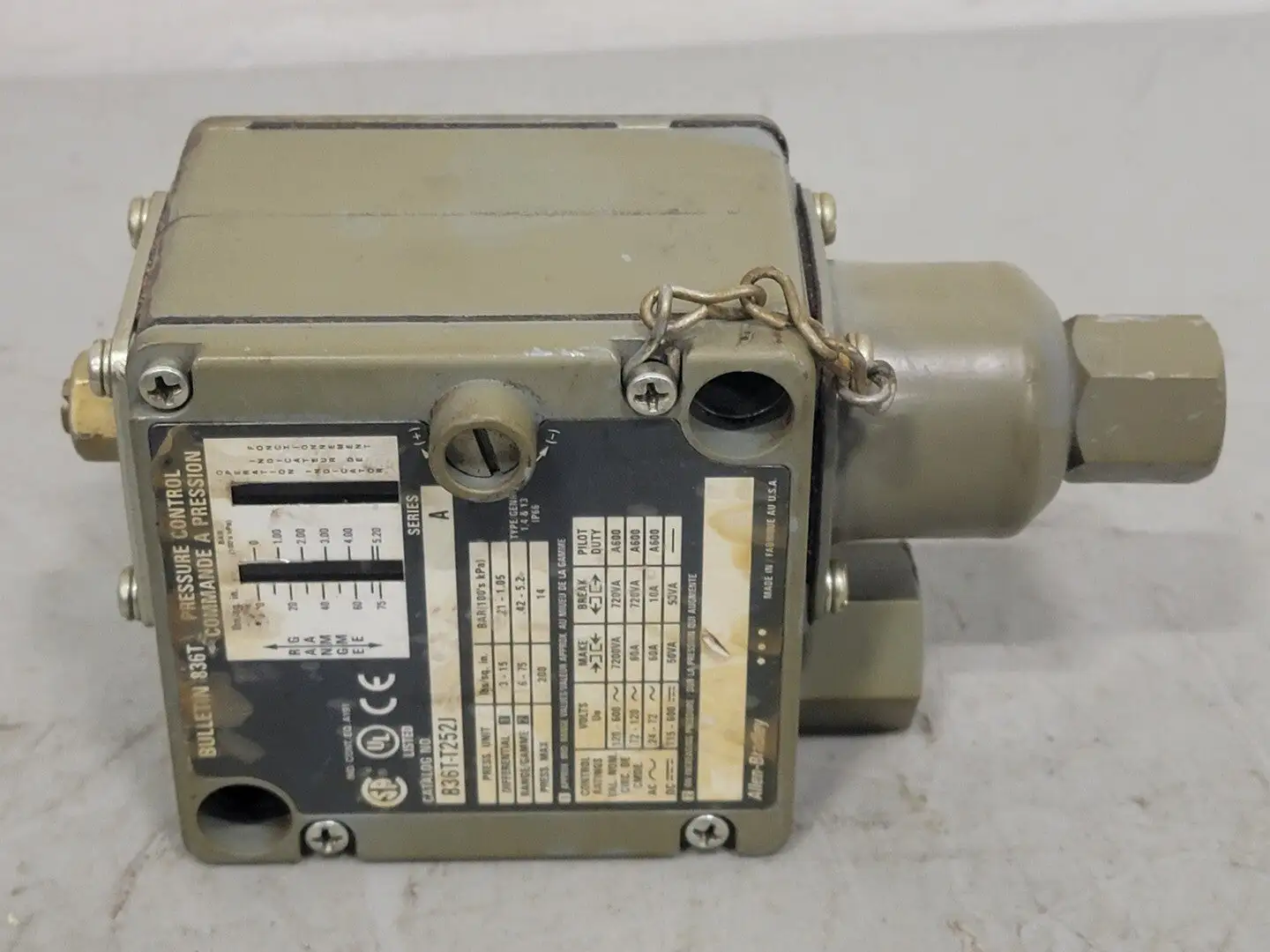USED ALLEN-BRADLEY 836T-T252J