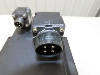 Used OKUMA _UNKNOWN_ Servo Motors Indiana US | Arrow Industrial #1316942