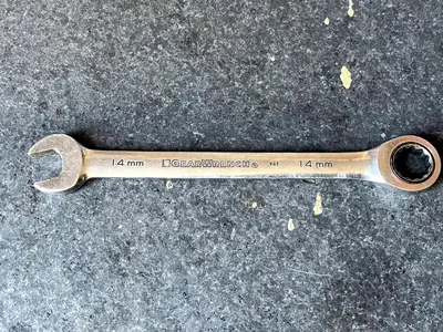 USED GEARWRENCH RATCHETING WRENCH