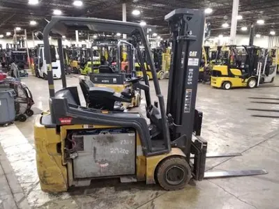 USED 2019 CATERPILLAR 2ET4000