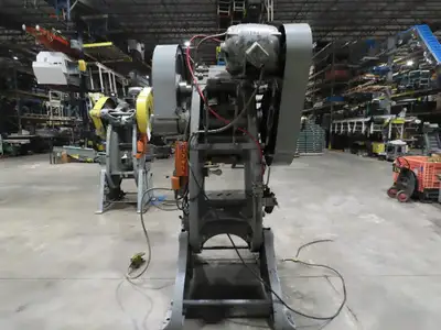 Walsh No 65 Ton Geared Mechanical Punch Press 6" Stroke 10" Throat 7.5Hp 3Ph