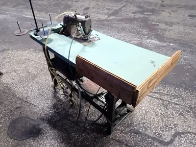 Union Special 8" Throat Sewing Machine