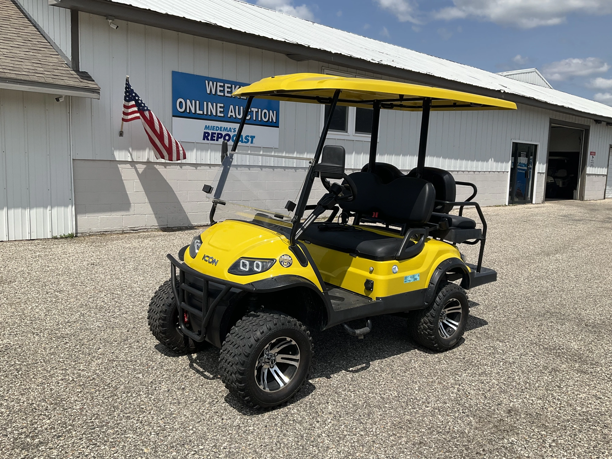 Used 2021 ICON ELECTRIC CART Golf Carts Michigan US | Miedema Asset Management Group #1325773
