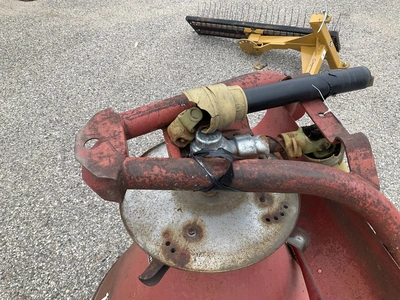 Used COSMO FERTILIZER SPREADER P 500 Broadcast Spreaders Michigan US | Miedema Asset Management Group #1579516