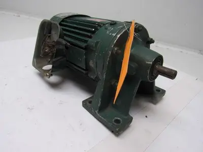Sumitomo SM-Cyclo CNHM024075YA21 1/4HP Gear Motor 21:1 Ratio 208-230/460V 3Ph