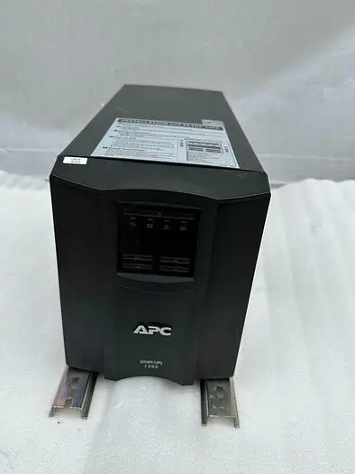 APC SMART-UPS 1000