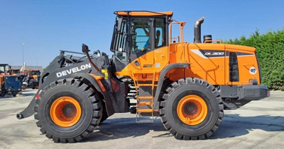 USED 2020 Doosan DL300-5