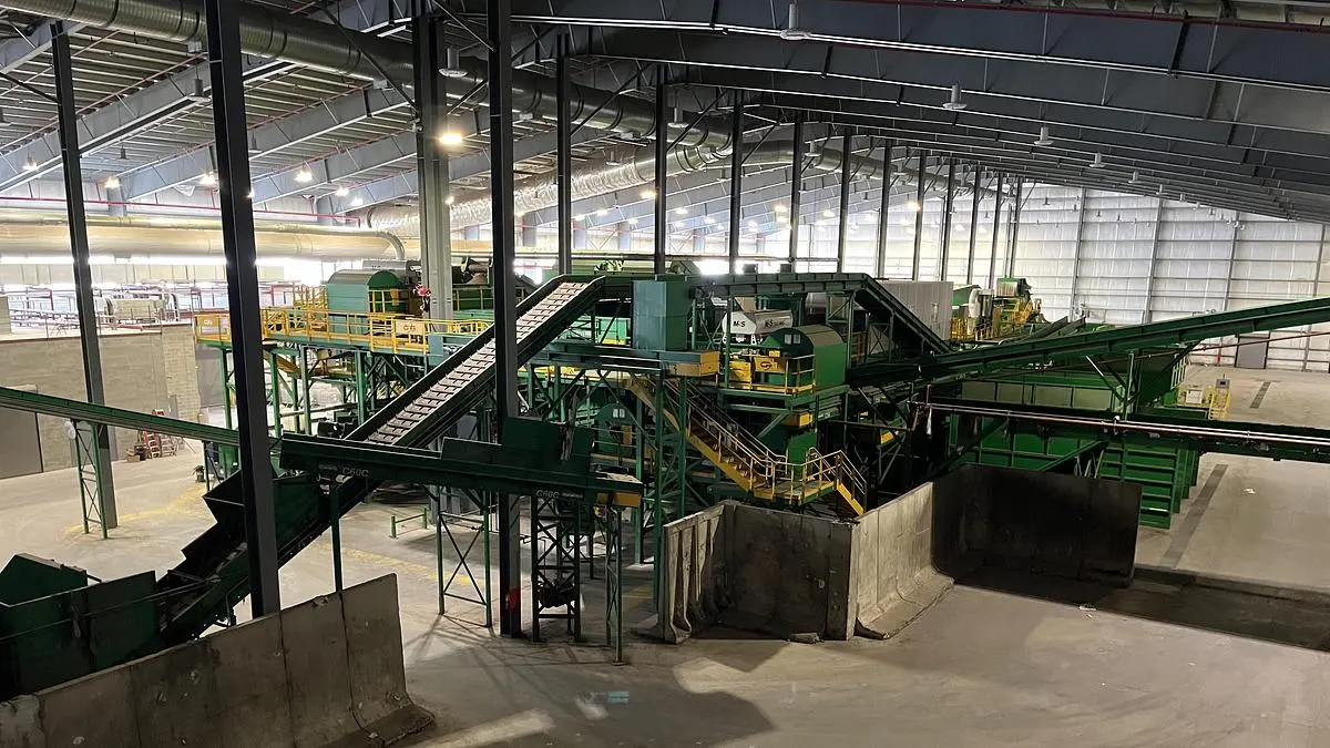 USED 2017 WARREN & BAERG W-250