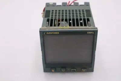 EUROTHERM 2204E TEMPERATURE CONTROLLER 2204E/VC/VH/RU/RW/XX/XX... STOCK K-397-D
