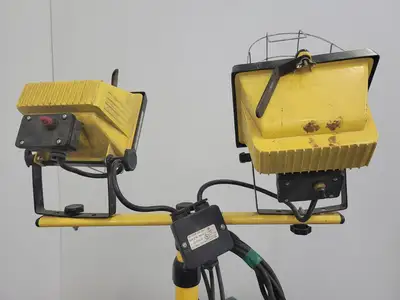 4G27/E159429 Tripod Work Light