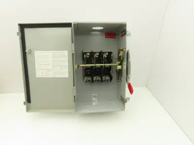 Challenger RGD322SNC Safety Disconnect Switch Fusible 60A 3 Pole 4 Wire 240V