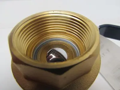 Nibco T-FP600A 1-1/4"Threaded Full Port Brass Ball Valve 250PSI 5G 125G Lot of 4