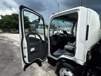 Used 2020 ISUZU NPR EFI Box trucks Florida US | Truck and Van Outlet #1509218