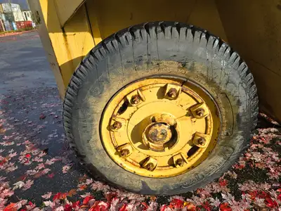 USED CATERPILLAR V200B STR