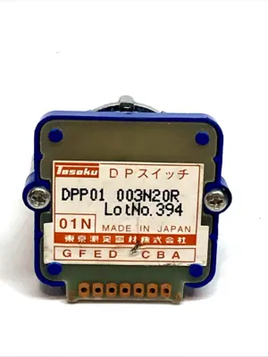 USED TOSOKU ROTARY CODE SWITCH 30° 12-POSITION ROUND SHAFT