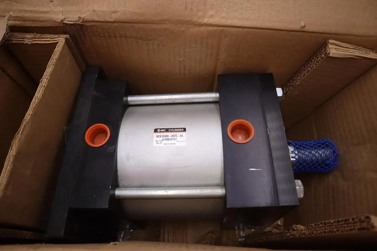 SMC CYLINDER NCSD1G600-0325-XA #1717-A