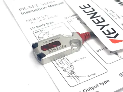 PR-FB30C3PL | Keyence  Flat Reflective Miniature Photoelectric Sensor M8, 30mm - New