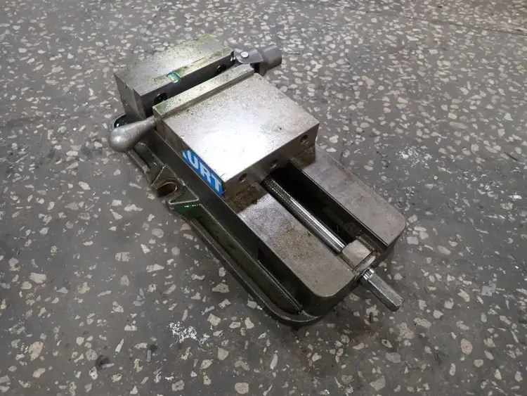 Used KURT D675 Vises Ohio US | HGR 24 #727036