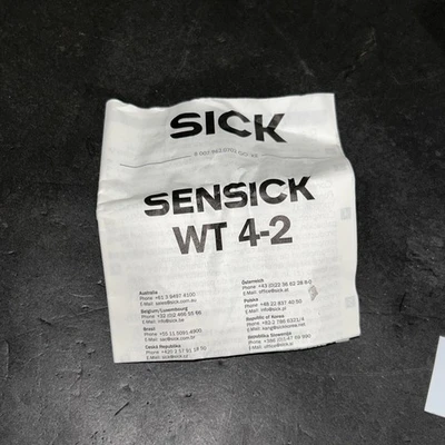 NEW SICK WT4-2P330