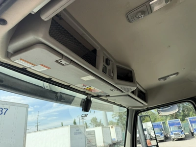 Used 2020 VOLVO VNL Conventional trucks Indiana US | Miedema Asset Management Group #1414641