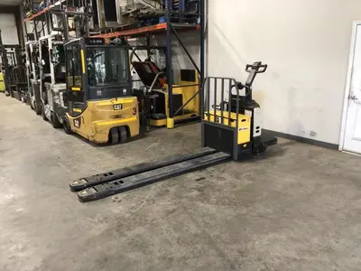 USED 2015 CROWN PE4500-60