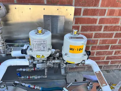 Used NORTHERN LIPIDS NLI091113-01 LIPEX PUMP EXTRUSION SYSTEM 900 PSIG W/ LEWA PUMP Pumps (Metering) California US | Equipment Lab #1415147