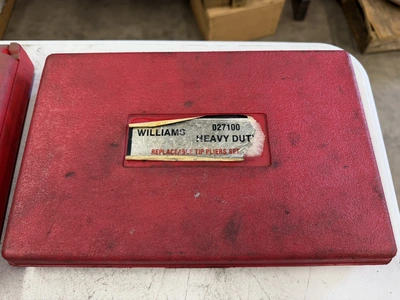 Used _UNKNOWN_ _UNKNOWN_ Pliers Michigan US | Miedema Asset Management Group #1292397
