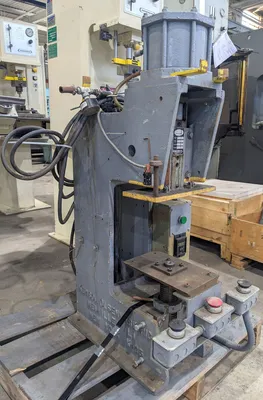 USED KENSOL-OLENMARK KENSOL-OLENMARK K 25 T PRESS