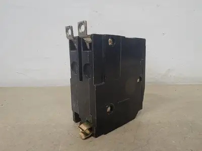 USED SQUARE D QOB220