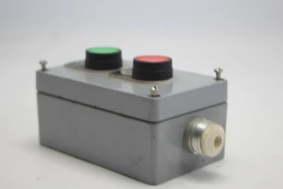 Used IDEC HW1B-M1F10-G & HW1B-M1F01-R Misc Electrical & Power Parts California US | Davliegogo LLC #1729765