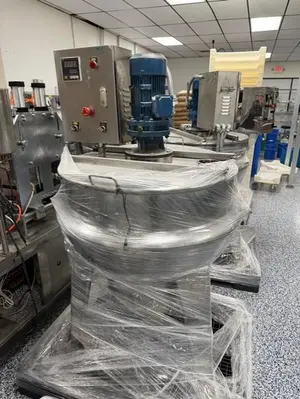 USED 2022 GUMMY TG50