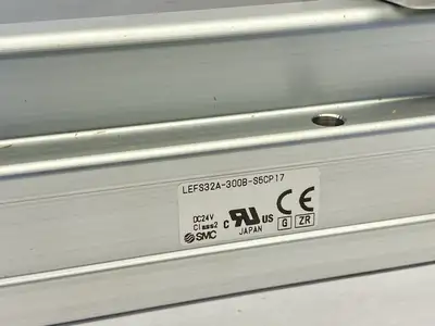 USED SMC SMC LEFS32A-300B-S5CP17
