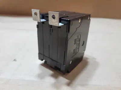 Used COMMANDER BQLT-15-240 Circuit Breakers British Columbia CA | Lenmark #1488985