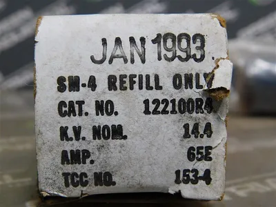 S&C 122100R4 SM-4 Fuse Refill Unit 14.4kV Nom.  65E Amps New