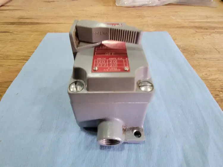Used KILLARK STAHL SPH25443 Switchgears British Columbia CA | Lenmark #243256