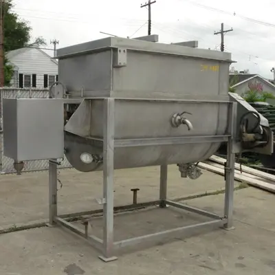 SPC6927  Kettle 650 gallon L & A Engineering processor kettle, agitator rotating tubular spiral heat exchanger, Stainless Steel