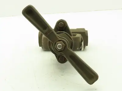 Hancock 7230W-1-0219 Manual Globe Valve 1/2" Socket Weld Loose Backseat 2500 PSI