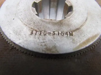 37T-C-3154M Phenolic Spur Gear 37T 6DP 20° 1" Face 6-1/2" OD Metal Spline Hub