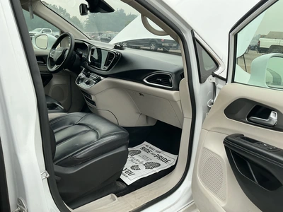 Used 2022 CHRYSLER PACIFICA Vans Michigan US | Miedema Asset Management Group #1304540