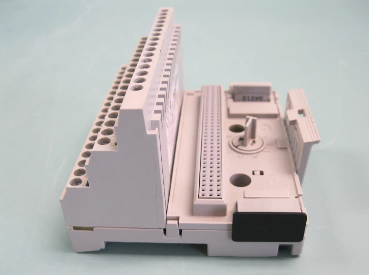 USED Allen-Bradley 1794-TB3