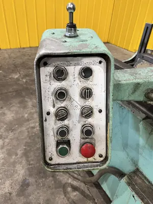 USED GIDDINGS & LEWIS MC