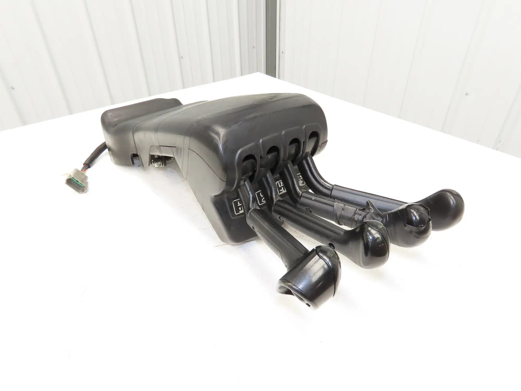 Hyster E80XN Forklift Four Lever Control Assembly Lift Tilt Shift Position READ