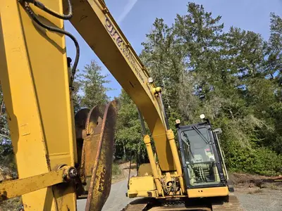 USED 1996 CATERPILLAR 325L