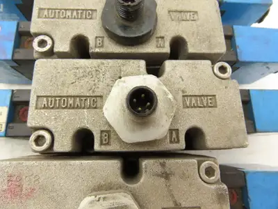 Used AUTOMATIC VALVE _UNKNOWN_ Valves/Fittings | Arrow Industrial #613144