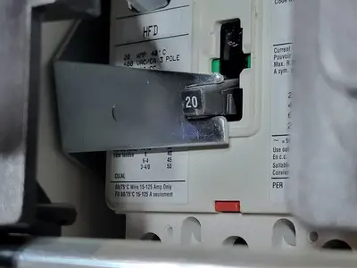 USED EATON SVX025A1-5A4N1